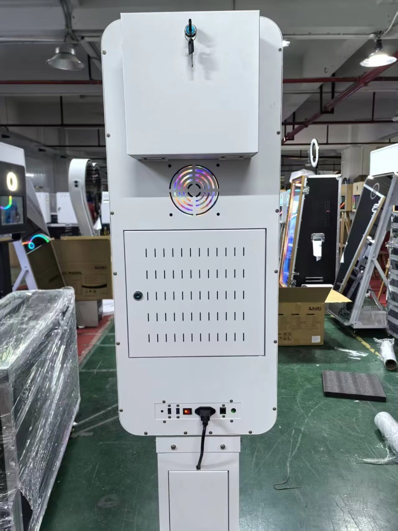 自動写真撮影機 スマートフォトキオスク AIセルフィーブース - Photo Booth Machine のレビューと価格